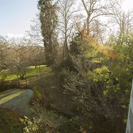 La Guilbaudiere Bed & Breakfast *